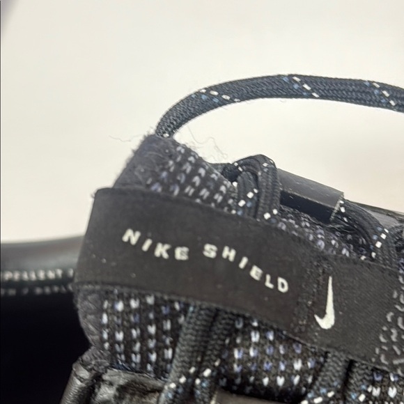 Nike Zoom Winflo 8 Shield Running Trainers Dc3730 Black Iron Grey Size 9.5 - Picture 11 of 13